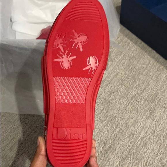 Like new Red Christian Dior b23 in size 43 - Picture 2 of 10